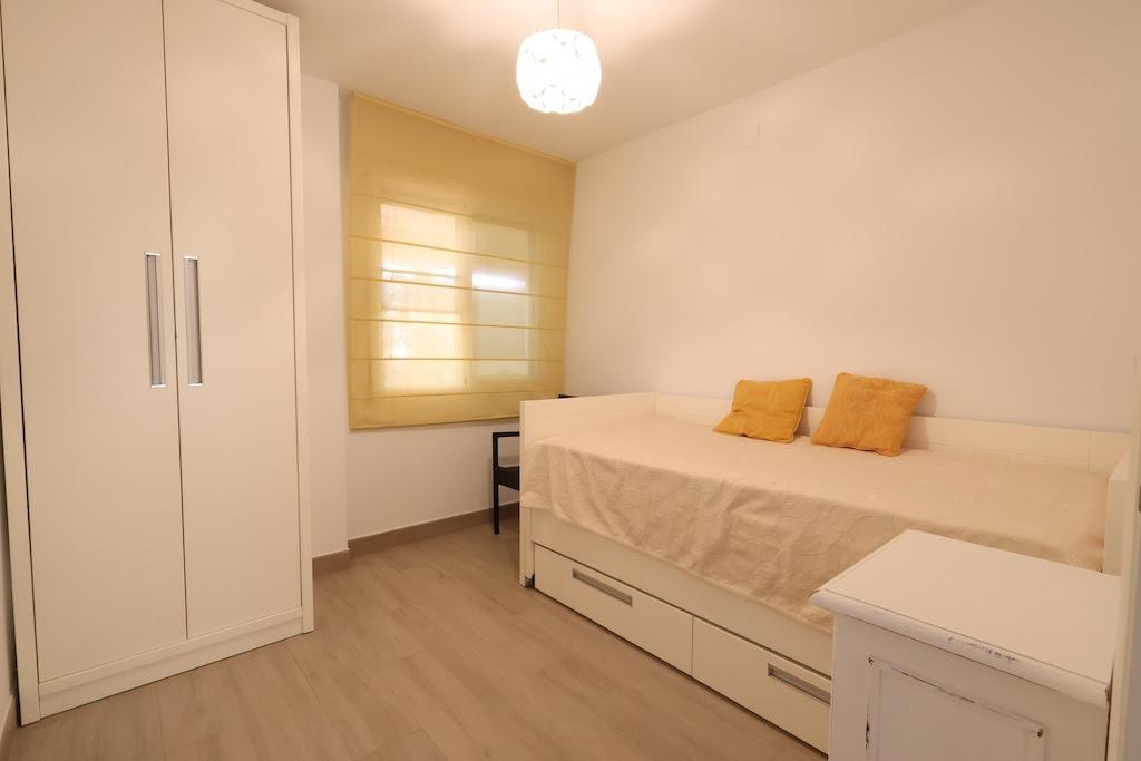 Se vende Apartamento Planta Baja de 3 dormitorios en Costa Blanca, Alicante, España