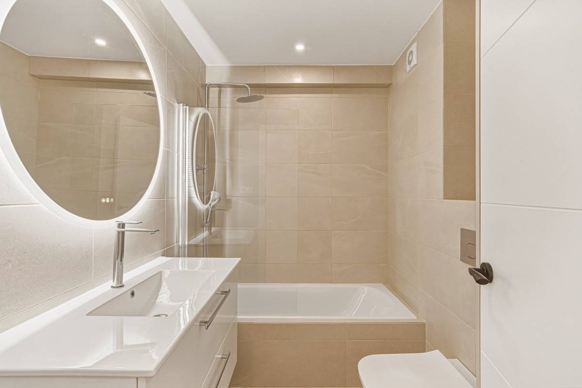 3 Bed Apartment for sale in Mijas Golf Costa Del Sol, Málaga, Spain