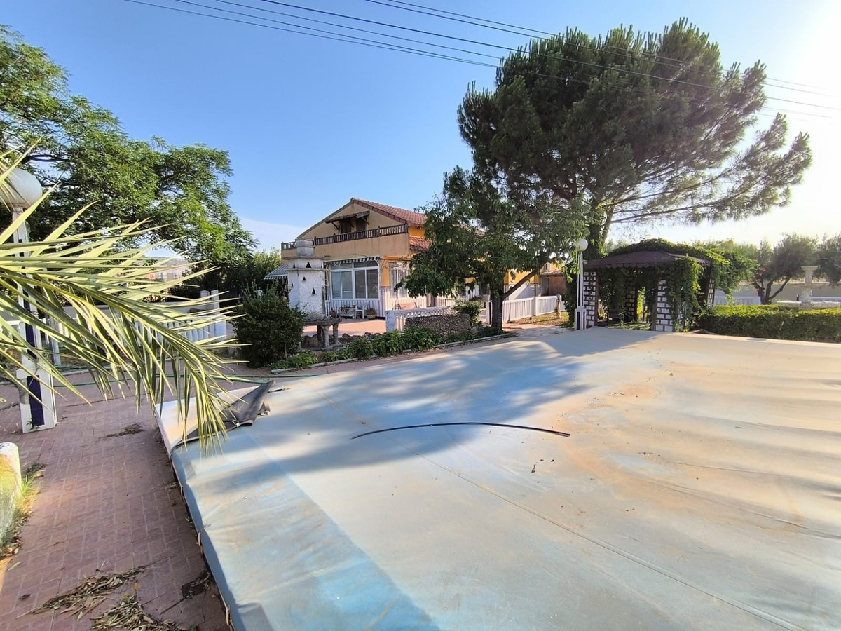Se vende Villa - Chalet de 6 dormitorios en Costa Calida, Murcia, España
