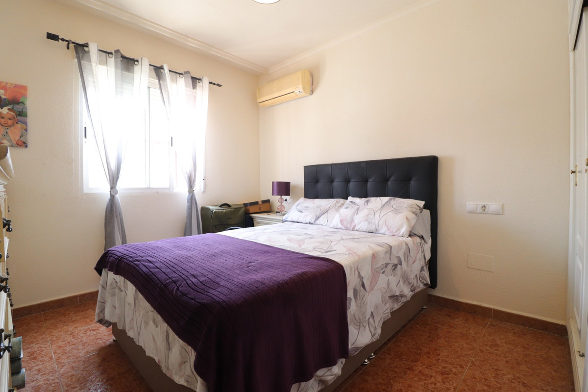 Se vende Pareada de 4 dormitorios en Costa Blanca, Alicante, España
