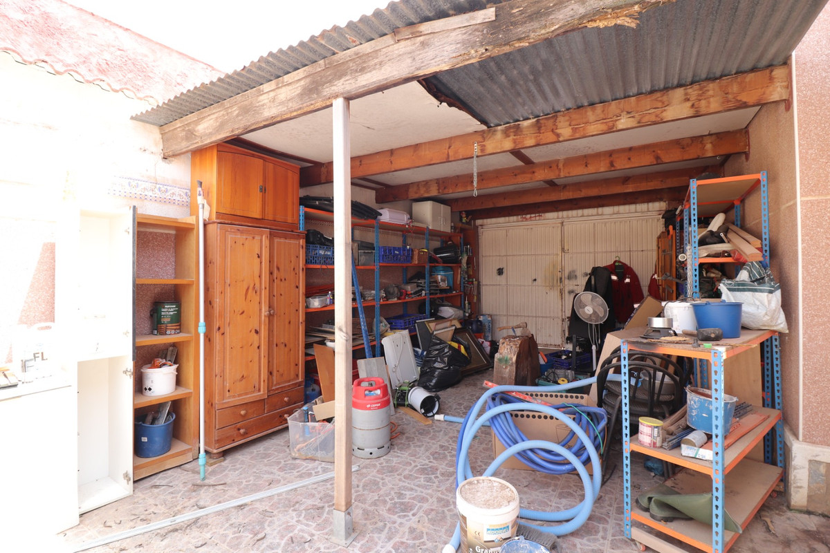 Se vende Pareada de 4 dormitorios en Costa Blanca, Alicante, España