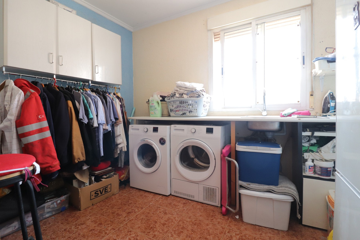 Se vende Pareada de 4 dormitorios en Costa Blanca, Alicante, España