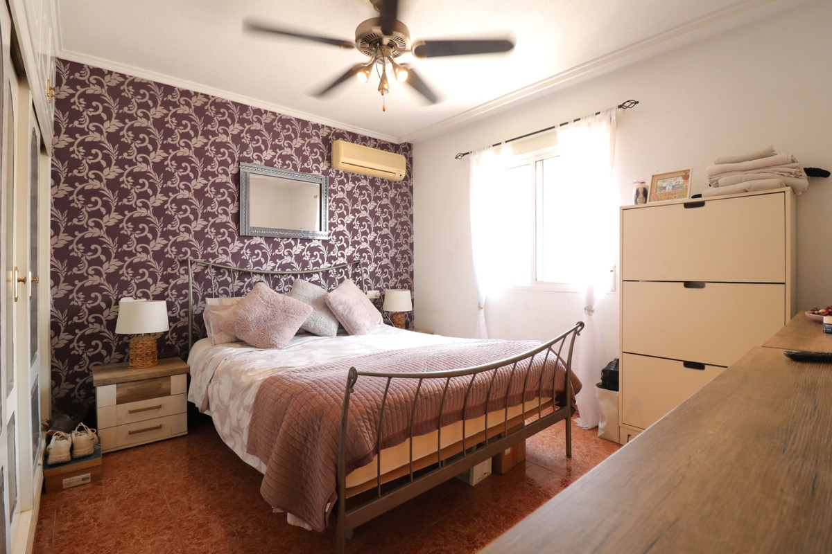 Se vende Pareada de 4 dormitorios en Costa Blanca, Alicante, España