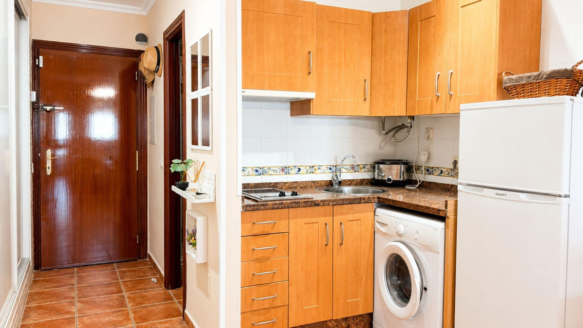 1 Bed Apartment for sale in Torremolinos Costa Del Sol, Málaga, Spain