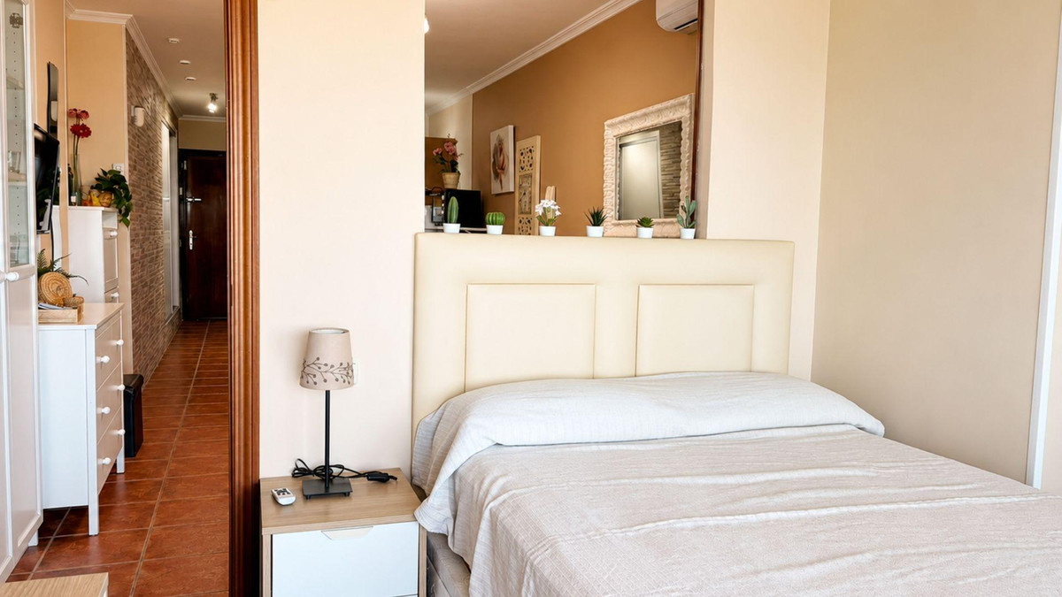 1 Bed Apartment for sale in Torremolinos Costa Del Sol, Málaga, Spain