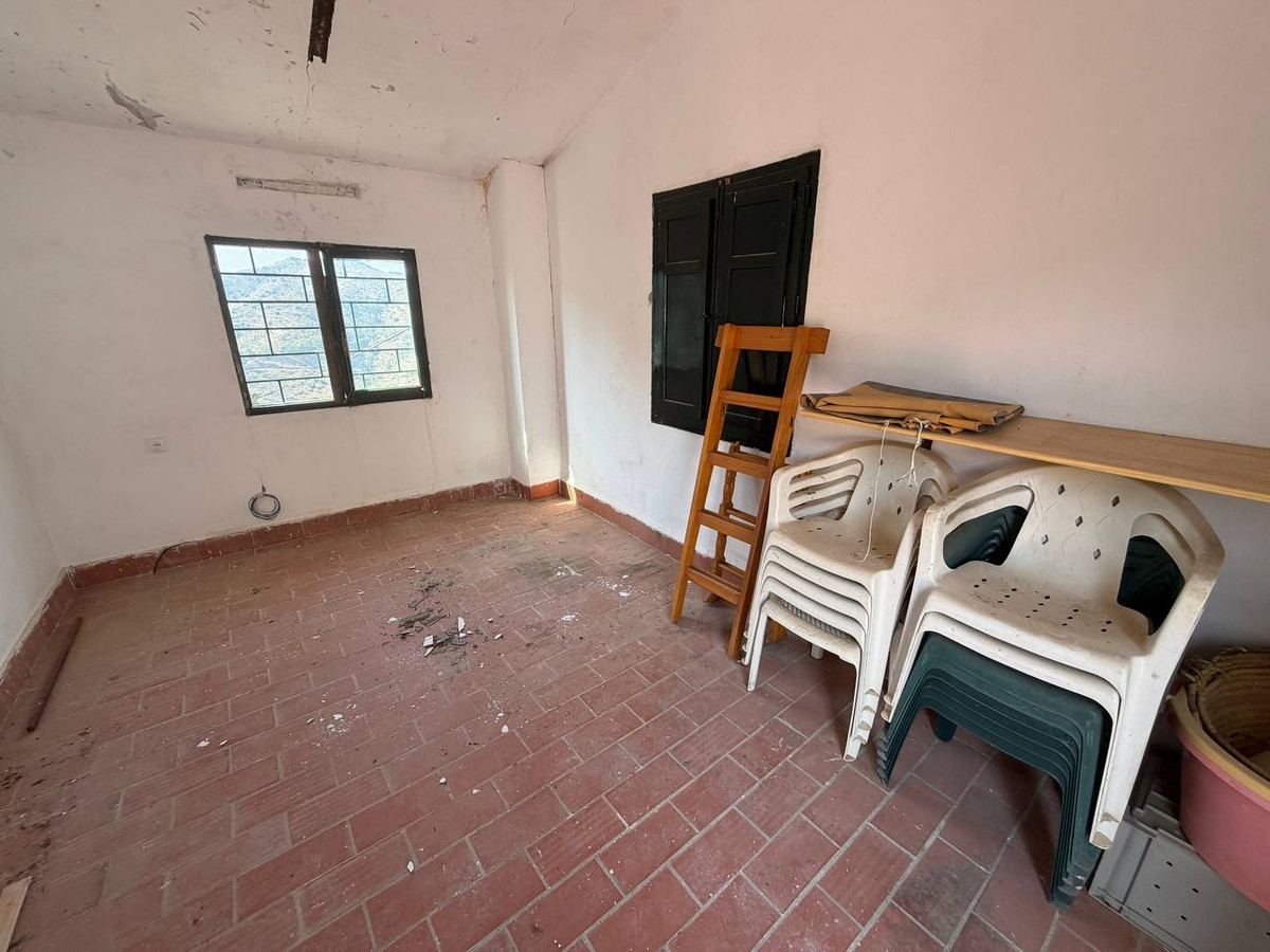 4 Bed Townhouse for sale in Málaga Costa Del Sol, Málaga, Spain