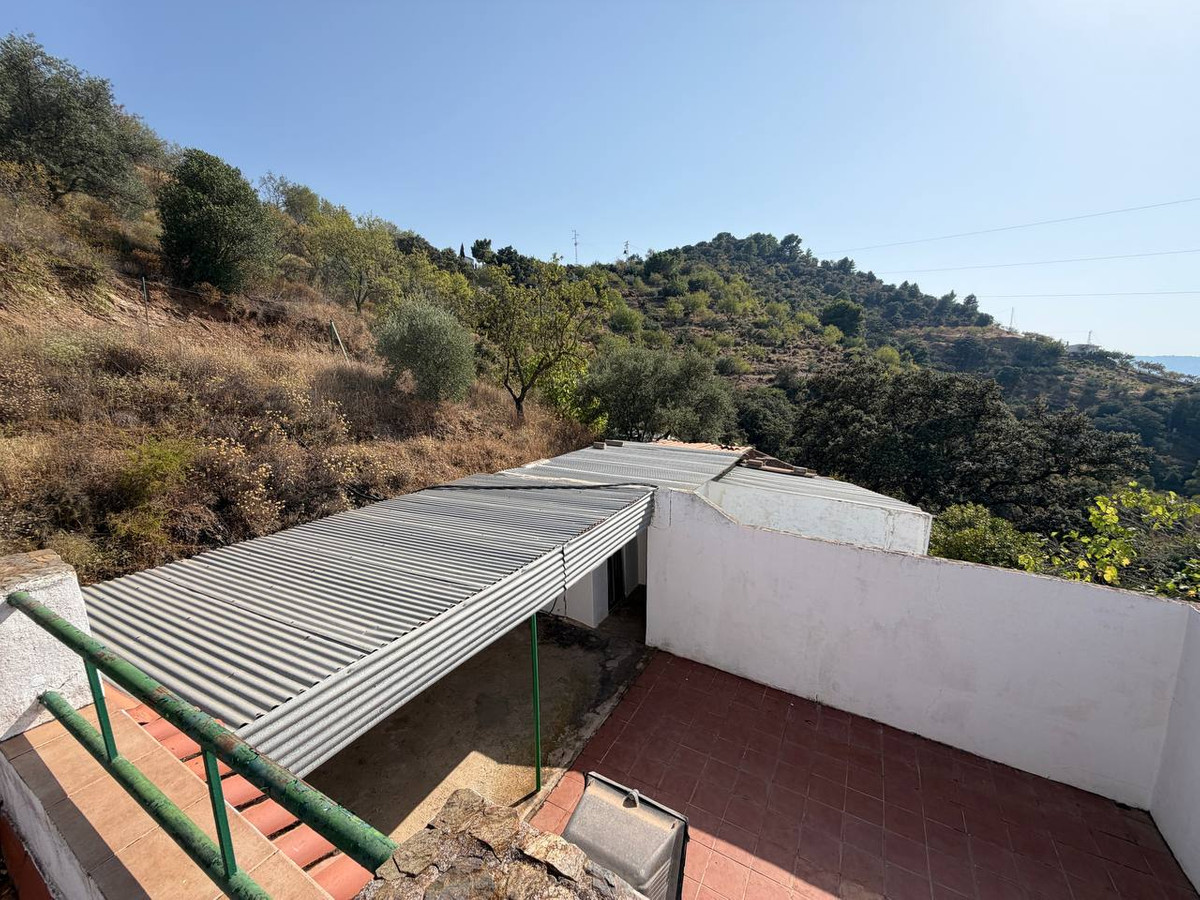 4 Bed Townhouse for sale in Málaga Costa Del Sol, Málaga, Spain