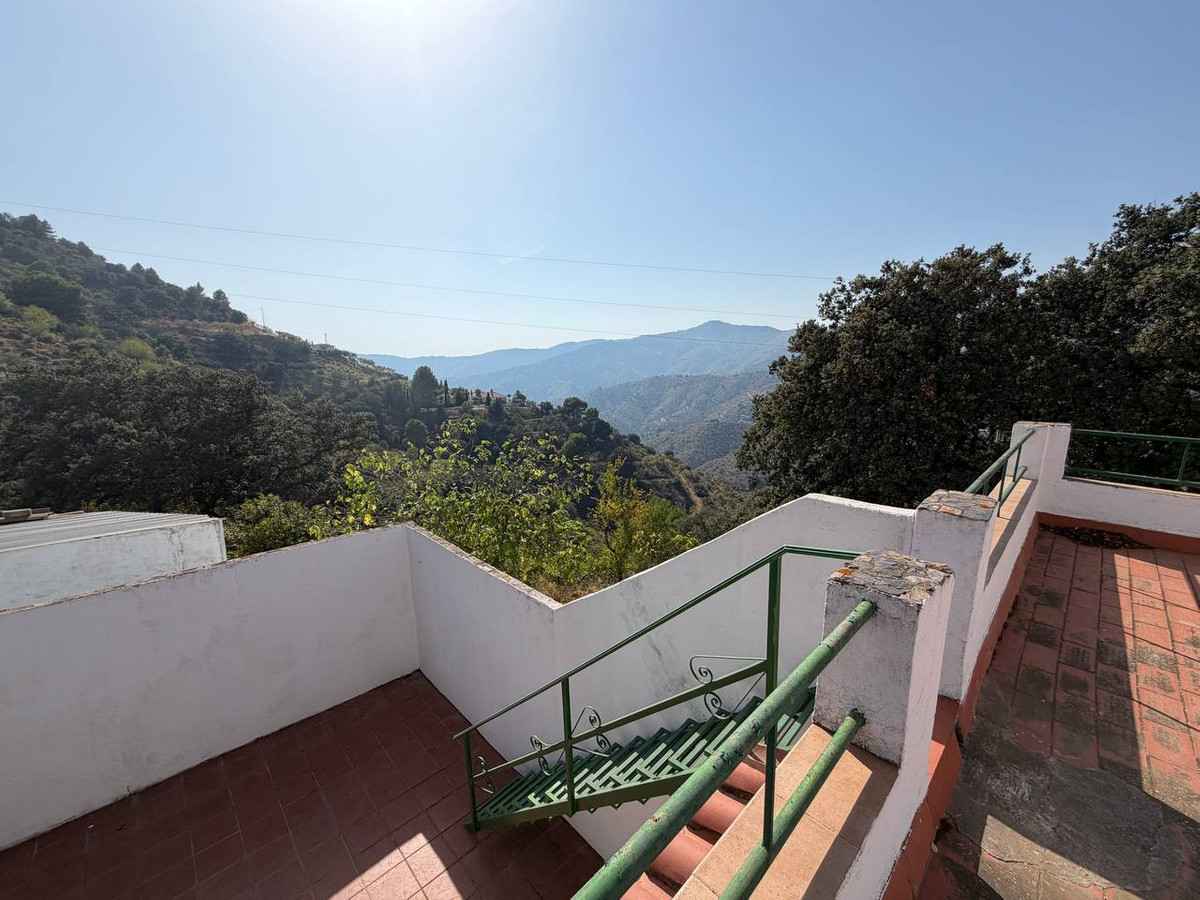 4 Bed Townhouse for sale in Málaga Costa Del Sol, Málaga, Spain