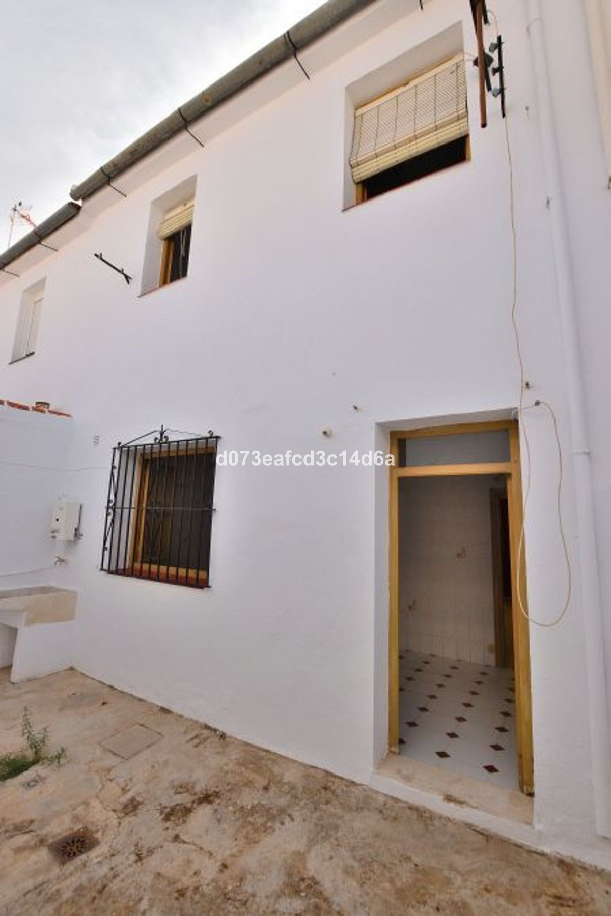 3 Bed Townhouse for sale in Ronda Costa Del Sol, Málaga, Spain