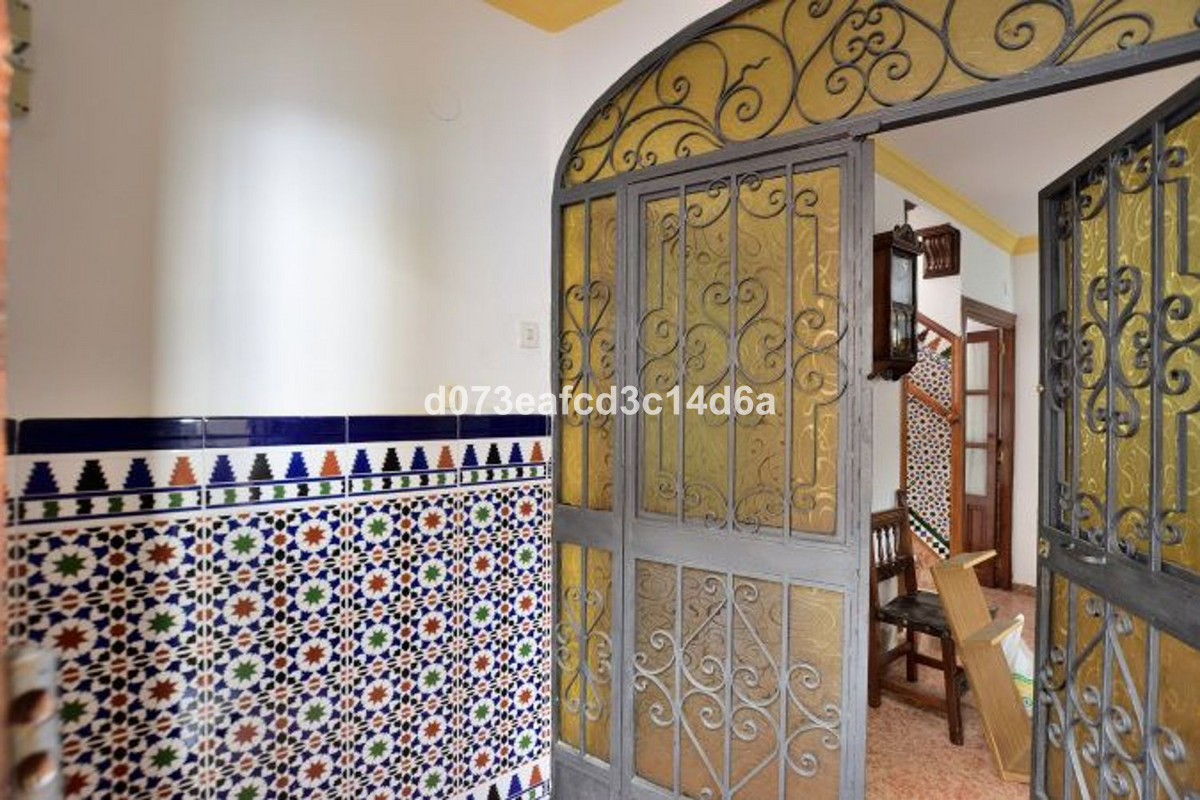 3 Bed Townhouse for sale in Ronda Costa Del Sol, Málaga, Spain