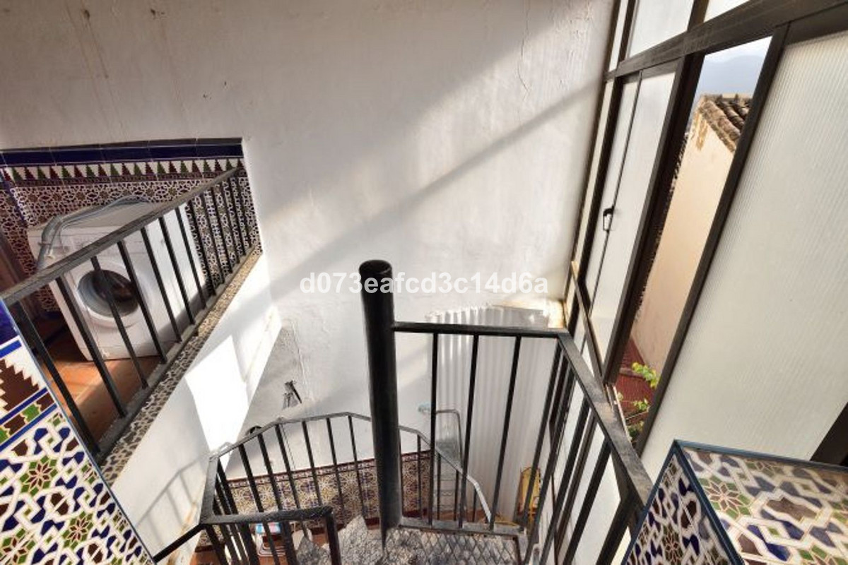 3 Bed Townhouse for sale in Ronda Costa Del Sol, Málaga, Spain