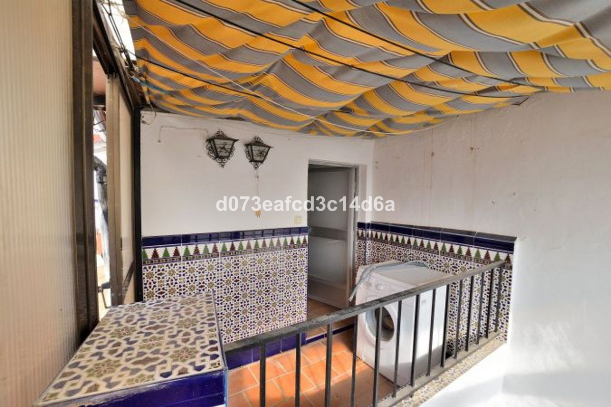 3 Bed Townhouse for sale in Ronda Costa Del Sol, Málaga, Spain