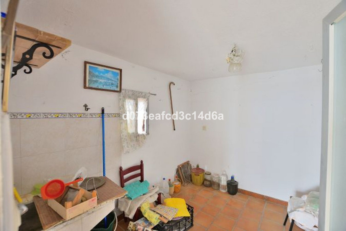 3 Bed Townhouse for sale in Ronda Costa Del Sol, Málaga, Spain