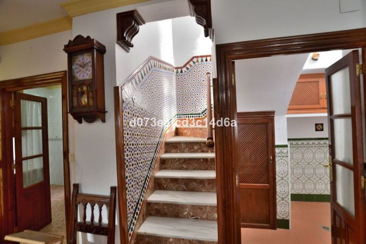 3 Bed Townhouse for sale in Ronda Costa Del Sol, Málaga, Spain