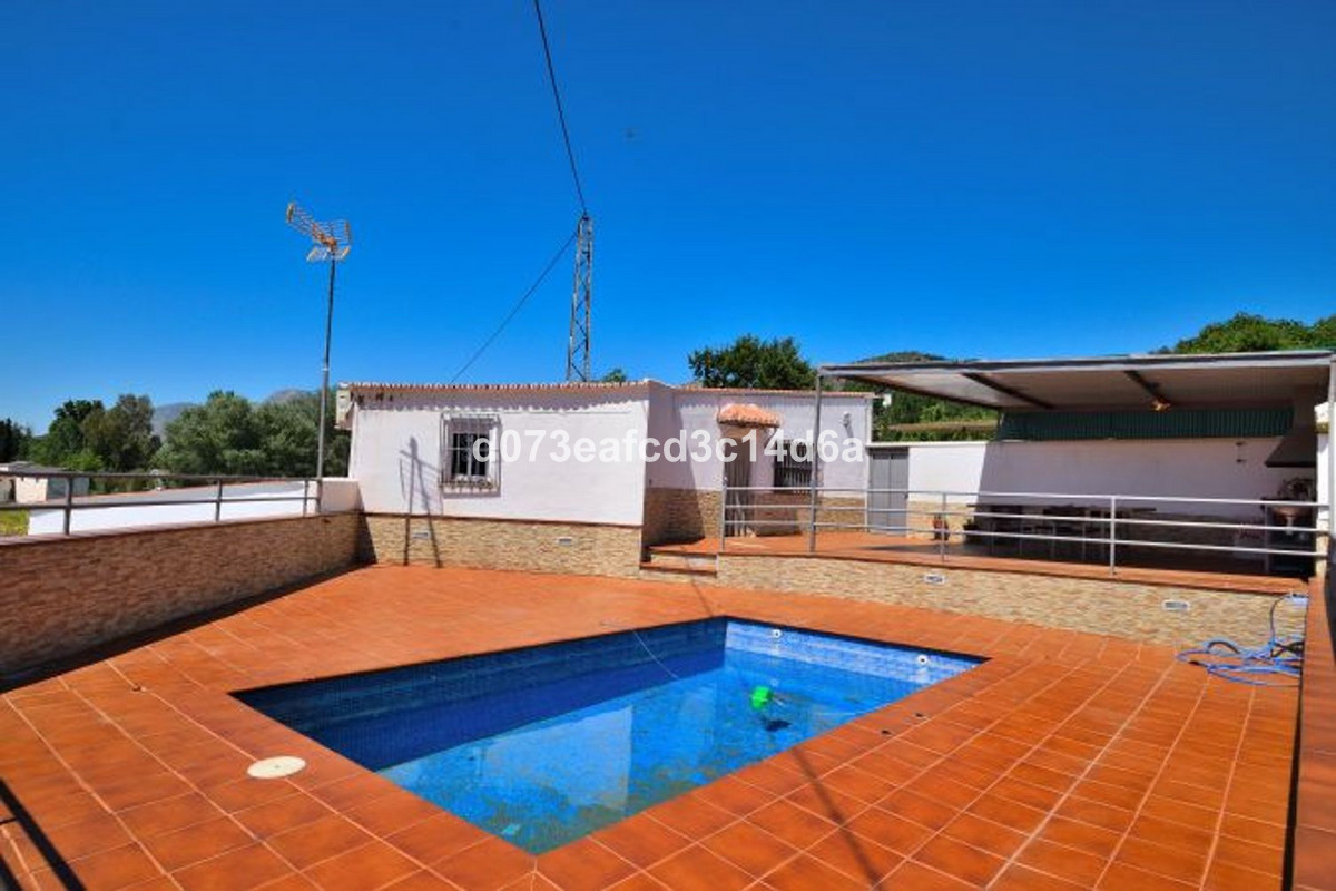 1 Bed Townhouse for sale in Ronda Costa Del Sol, Málaga, Spain