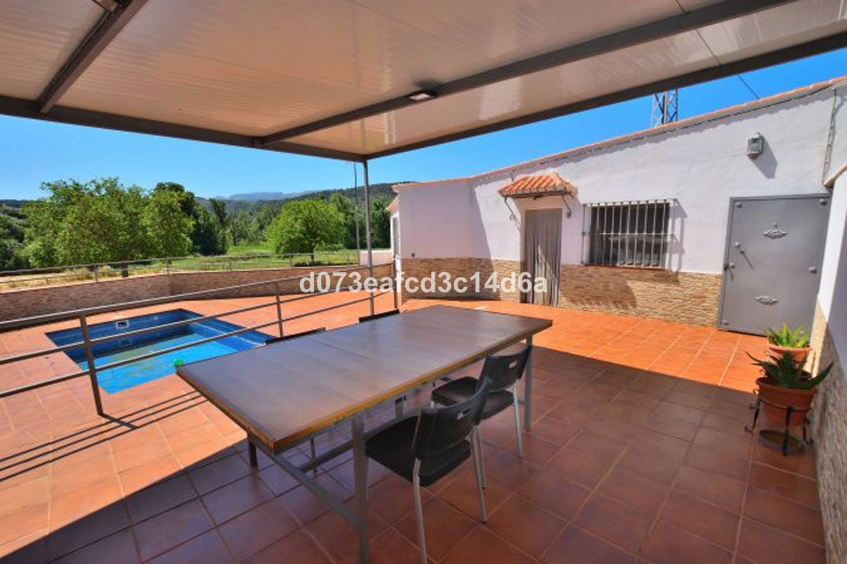 1 Bed Townhouse for sale in Ronda Costa Del Sol, Málaga, Spain