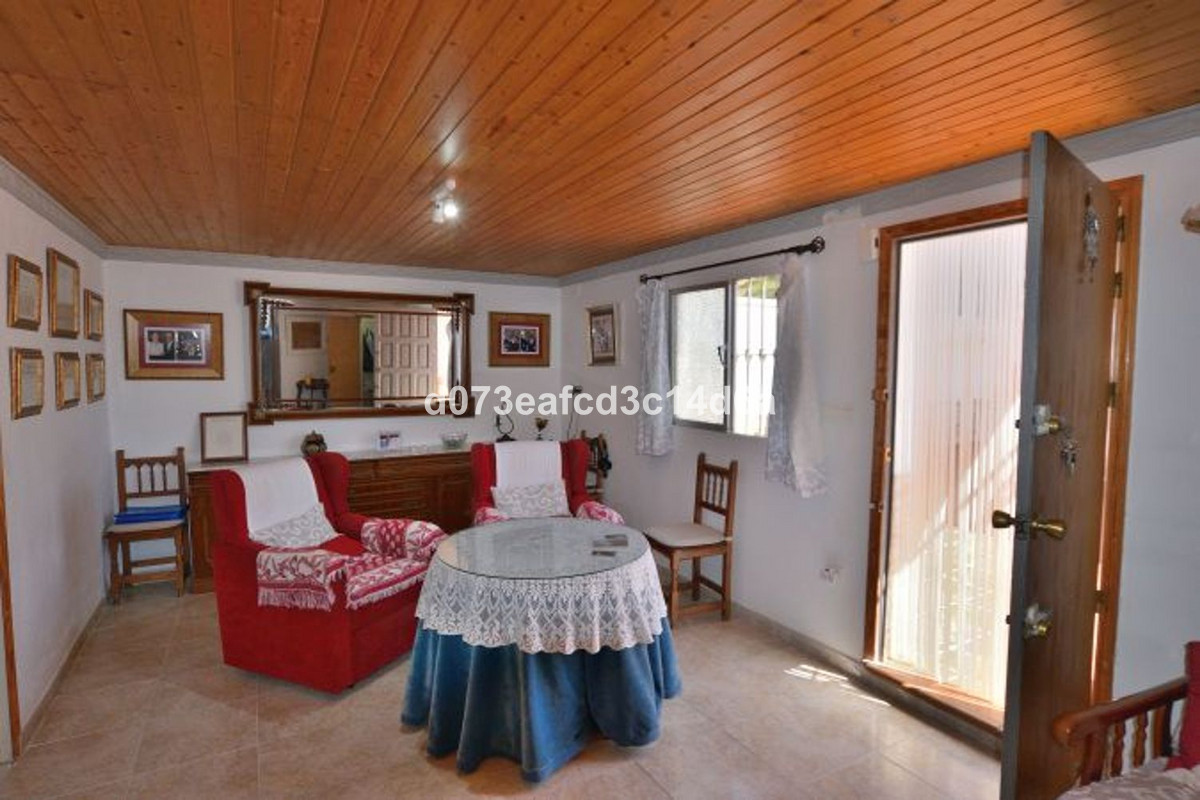 1 Bed Townhouse for sale in Ronda Costa Del Sol, Málaga, Spain