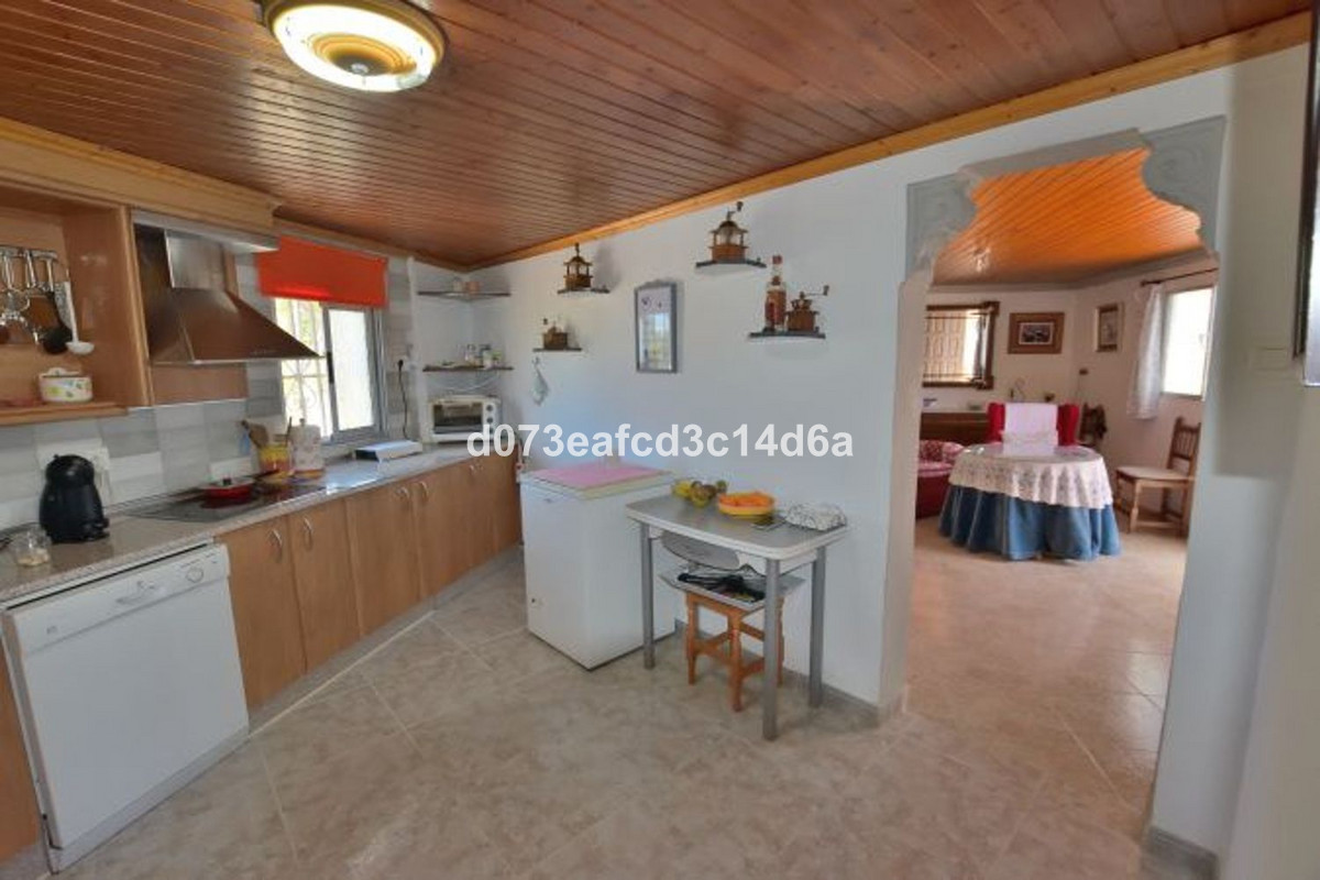 1 Bed Townhouse for sale in Ronda Costa Del Sol, Málaga, Spain