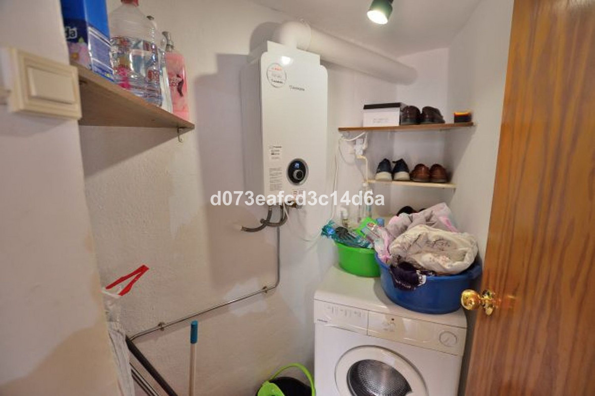 1 Bed Townhouse for sale in Ronda Costa Del Sol, Málaga, Spain