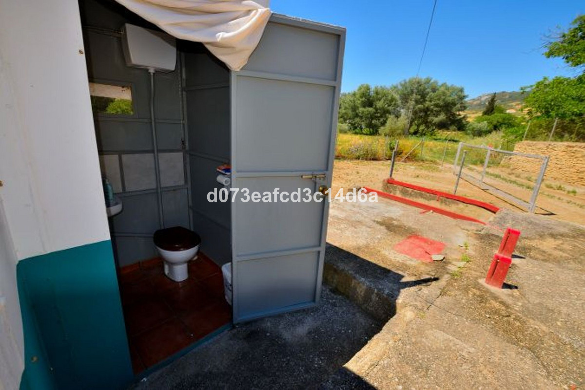 1 Bed Townhouse for sale in Ronda Costa Del Sol, Málaga, Spain