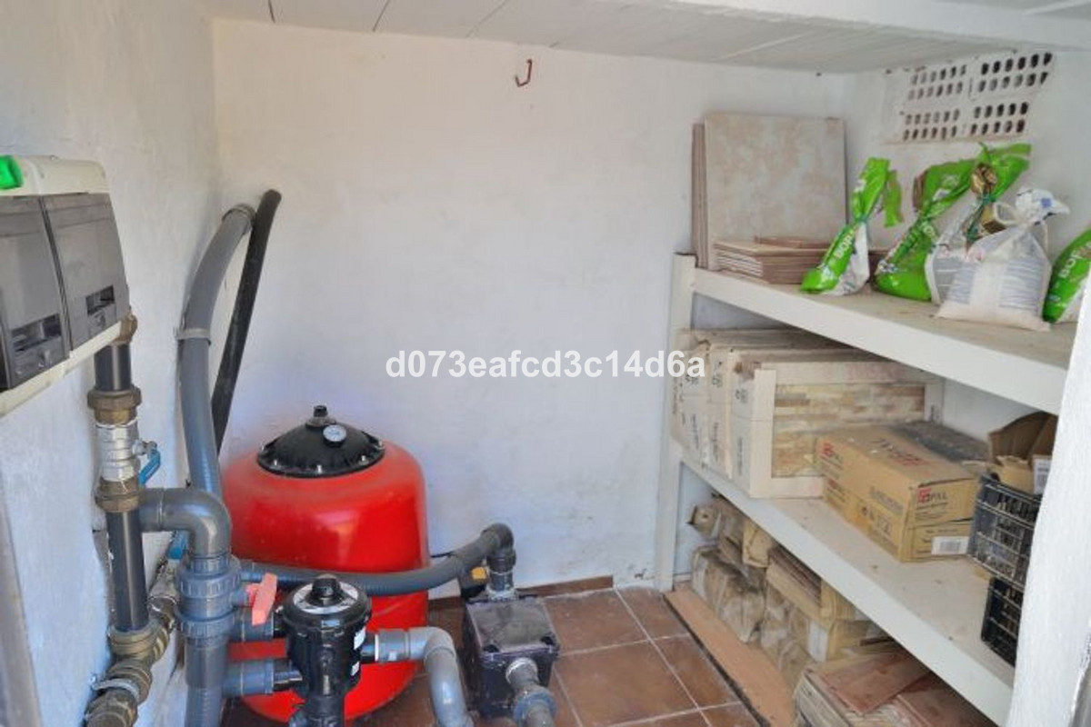 1 Bed Townhouse for sale in Ronda Costa Del Sol, Málaga, Spain