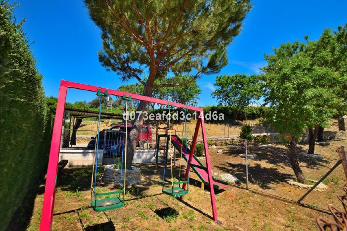 1 Bed Townhouse for sale in Ronda Costa Del Sol, Málaga, Spain