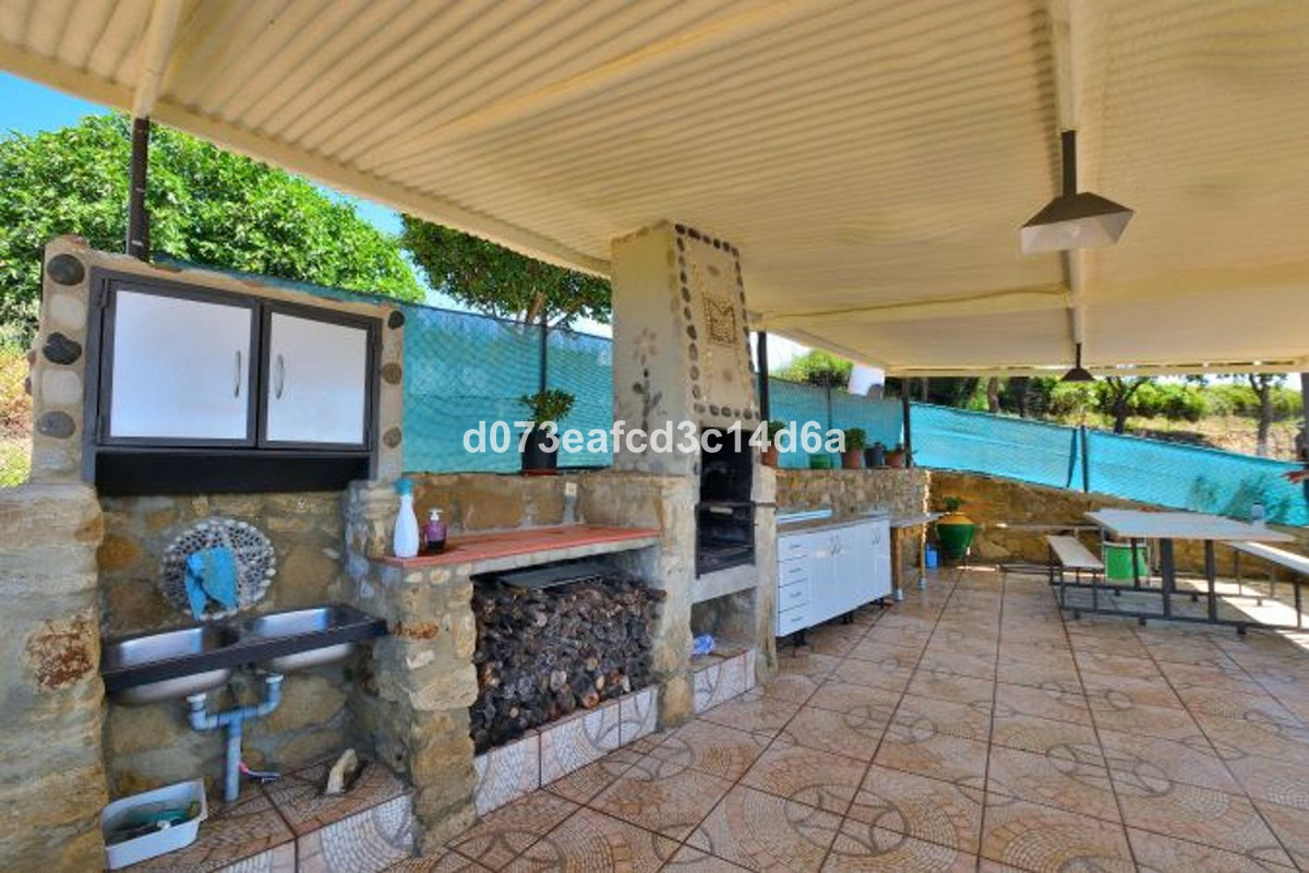 1 Bed Townhouse for sale in Ronda Costa Del Sol, Málaga, Spain