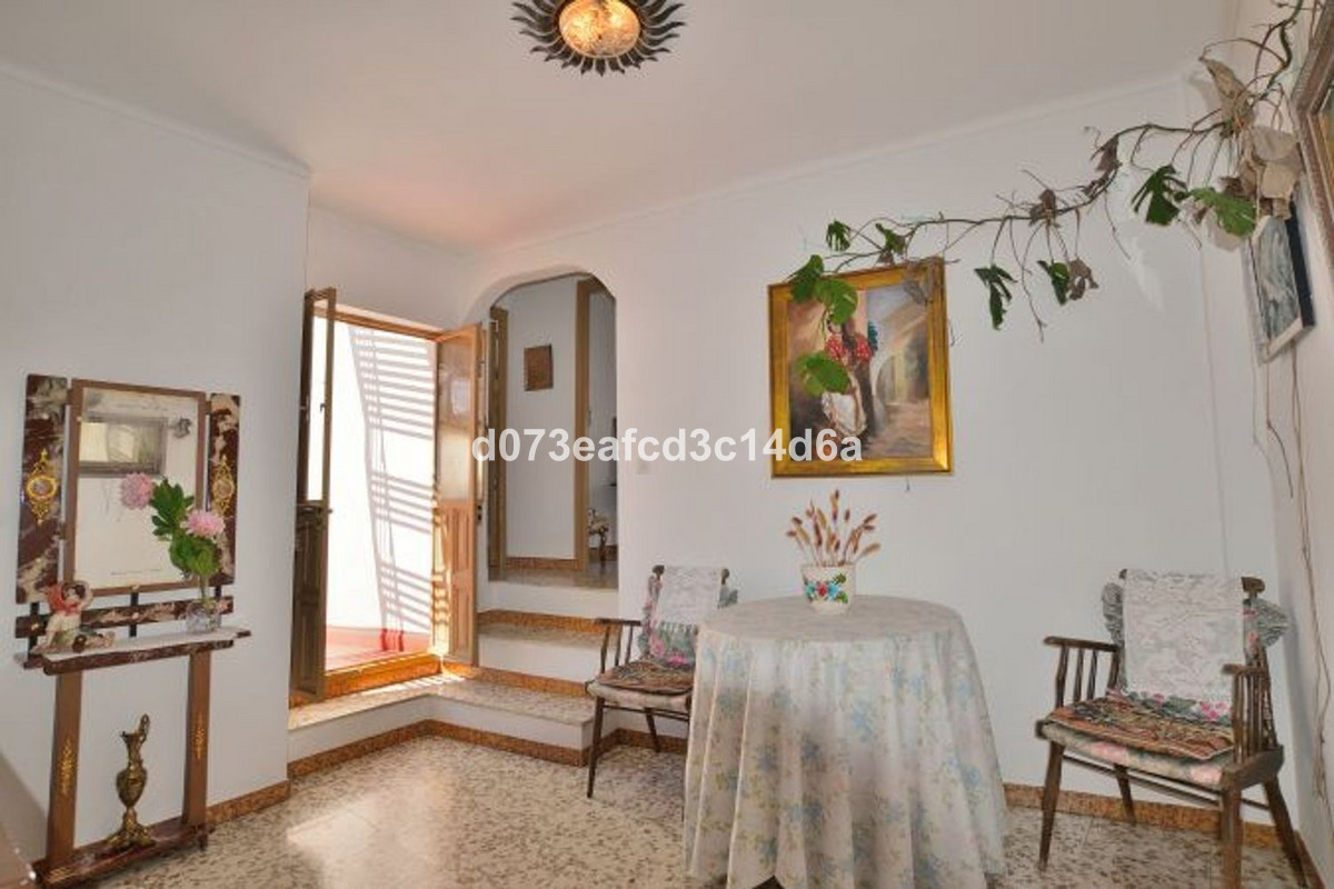 6 Bed Townhouse for sale in Montejaque Costa Del Sol, Málaga, Spain
