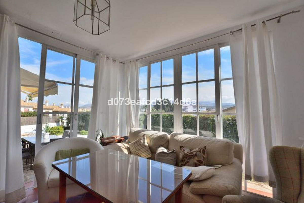 4 Bed Townhouse for sale in Ronda Costa Del Sol, Málaga, Spain