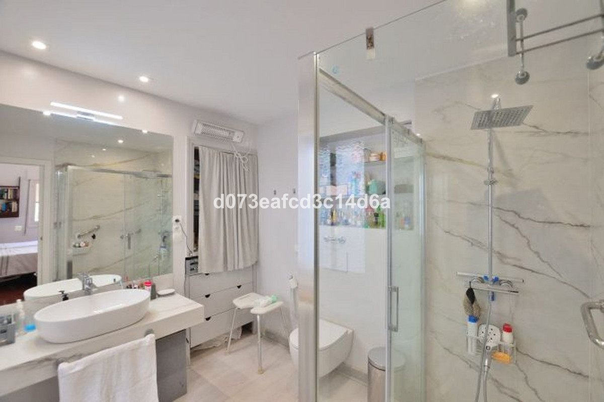 4 Bed Townhouse for sale in Ronda Costa Del Sol, Málaga, Spain