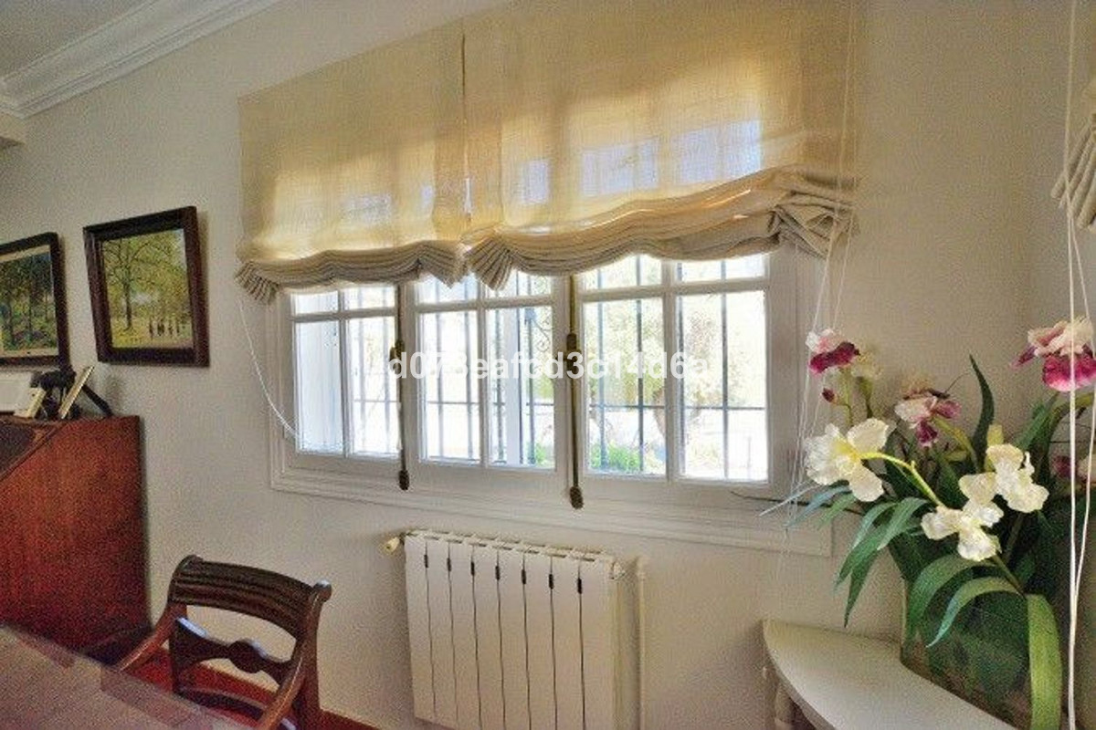 4 Bed Townhouse for sale in Ronda Costa Del Sol, Málaga, Spain