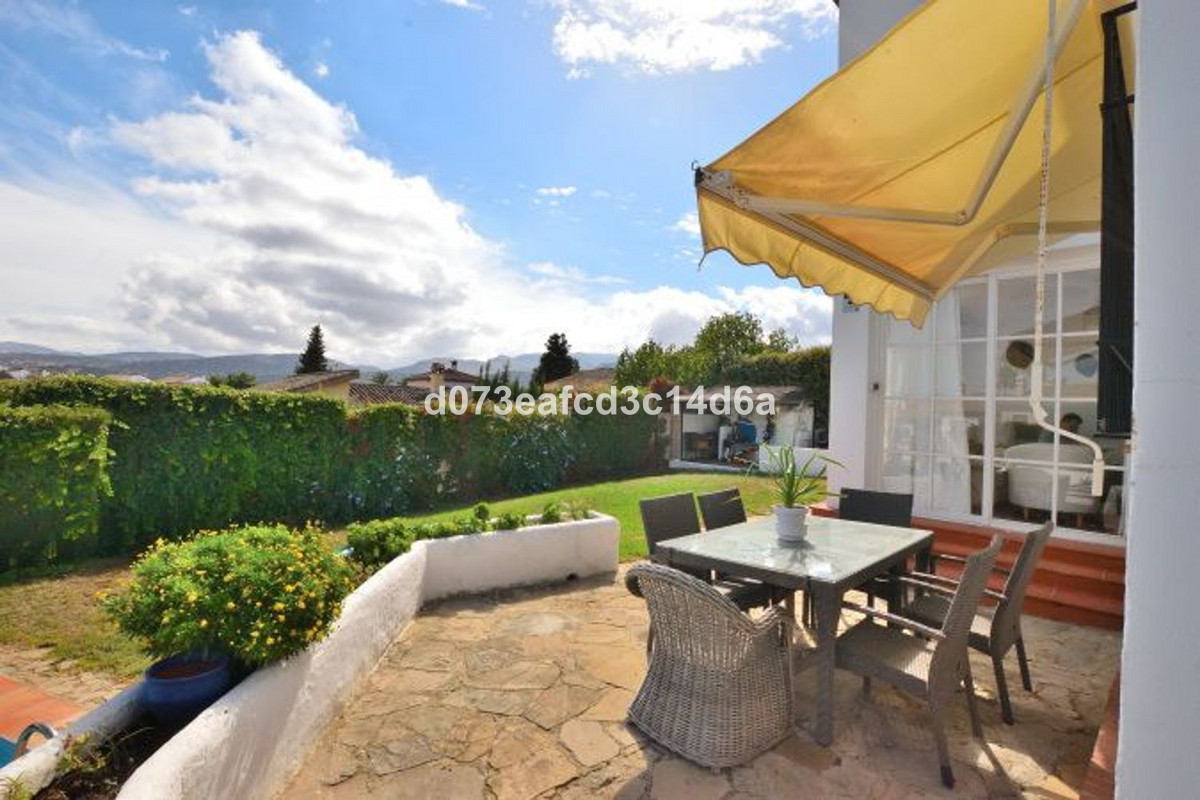 4 Bed Townhouse for sale in Ronda Costa Del Sol, Málaga, Spain