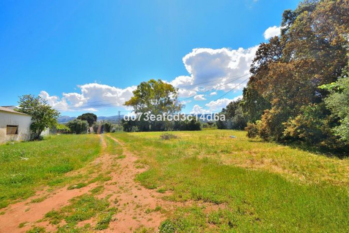 1 Bed Townhouse for sale in Cuevas Del Becerro Costa Del Sol, Málaga, Spain