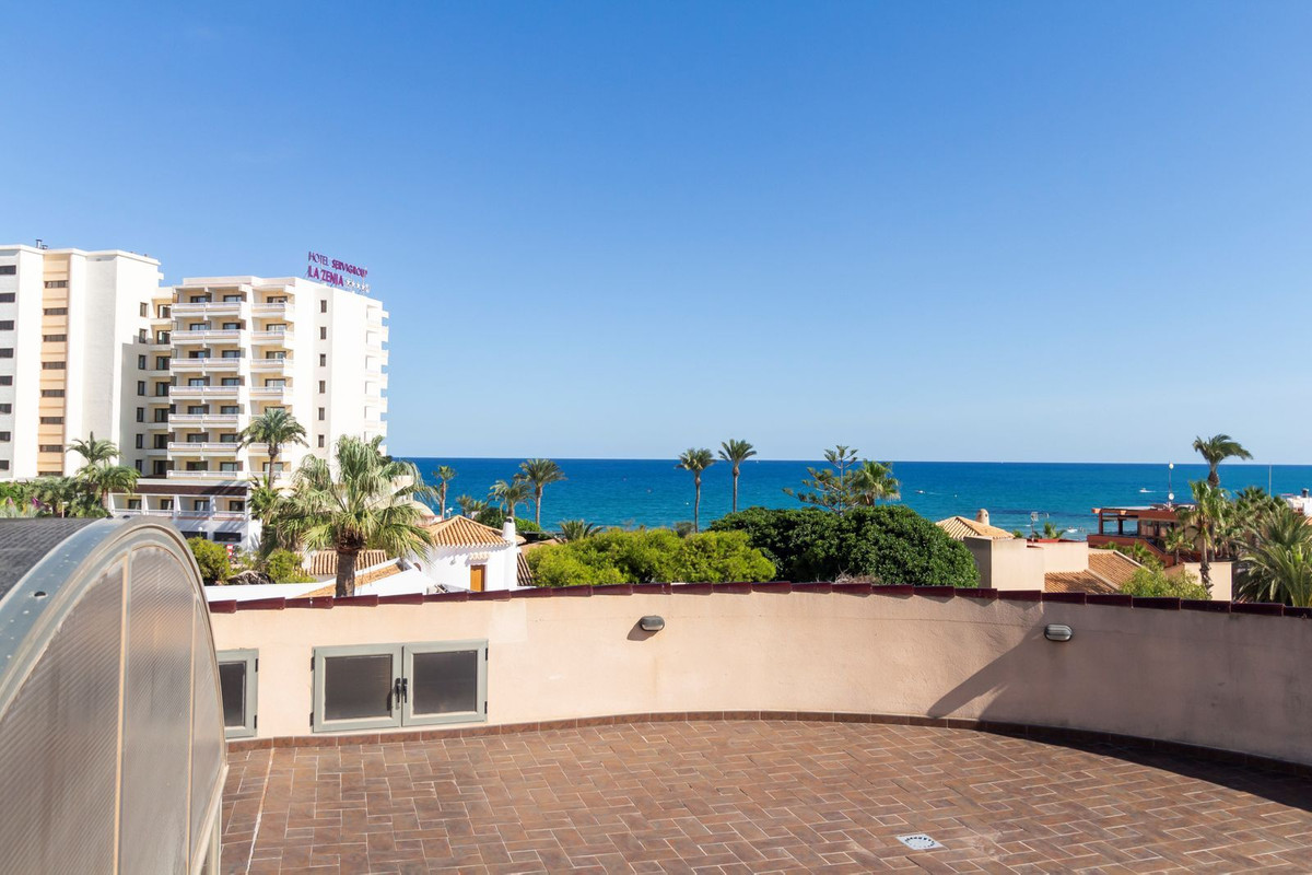 4 Bed Townhouse for sale in Orihuela Costa Costa Blanca, Alicante, Spain