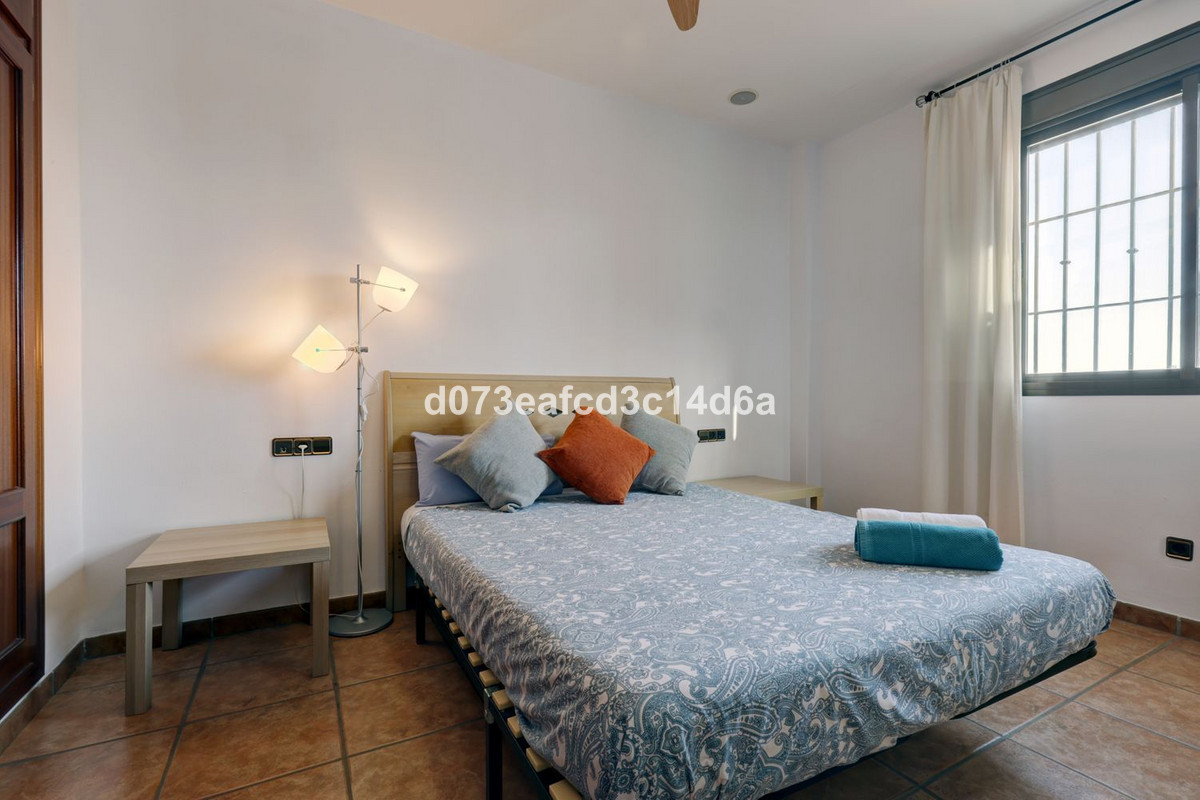 Se vende Villa - Chalet de 6 dormitorios en Costa Del Sol, Málaga, España