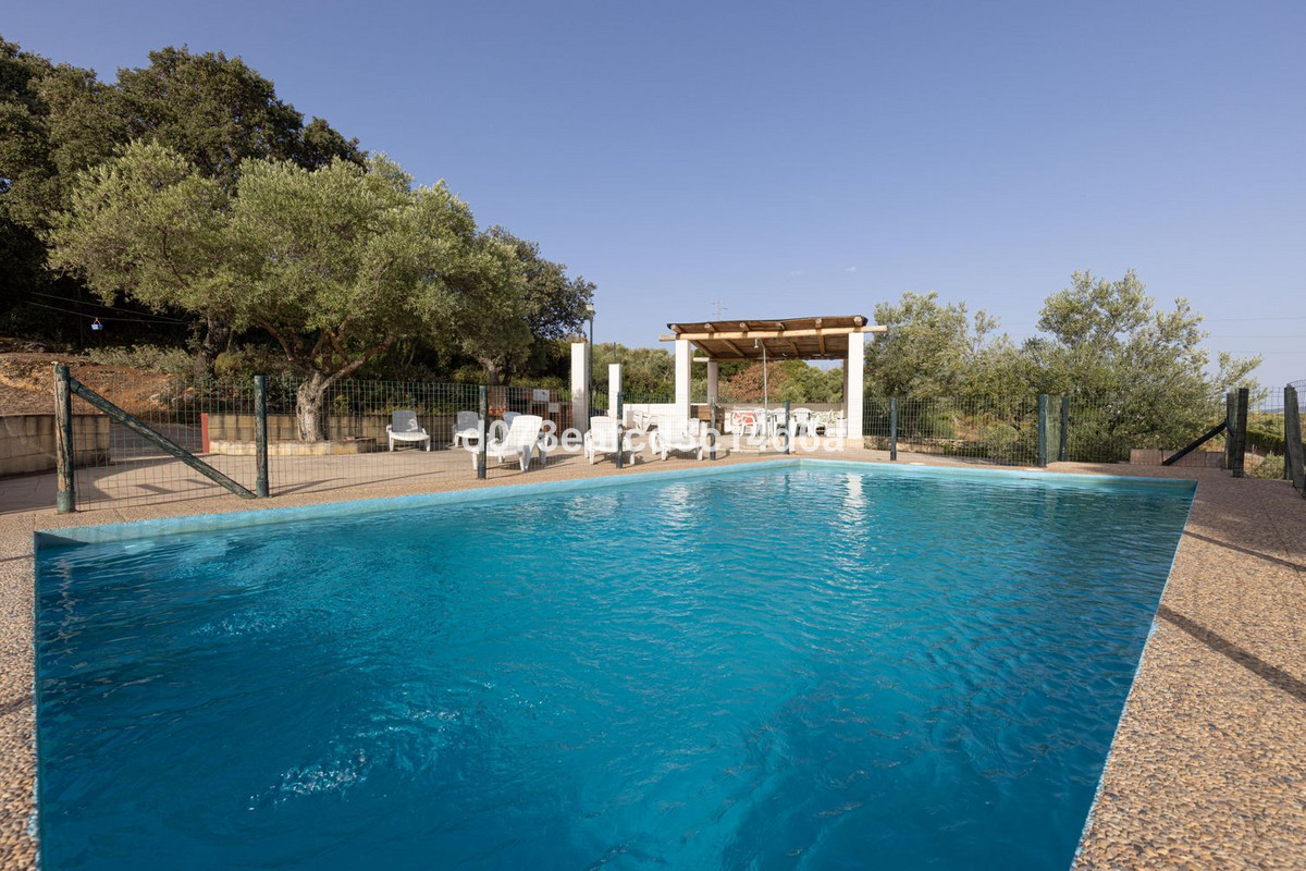 Se vende Villa - Chalet de 6 dormitorios en Costa Del Sol, Málaga, España
