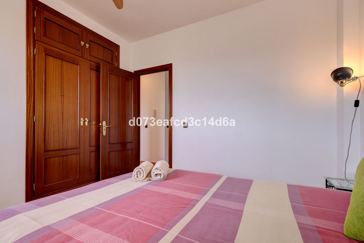 Se vende Villa - Chalet de 6 dormitorios en Costa Del Sol, Málaga, España