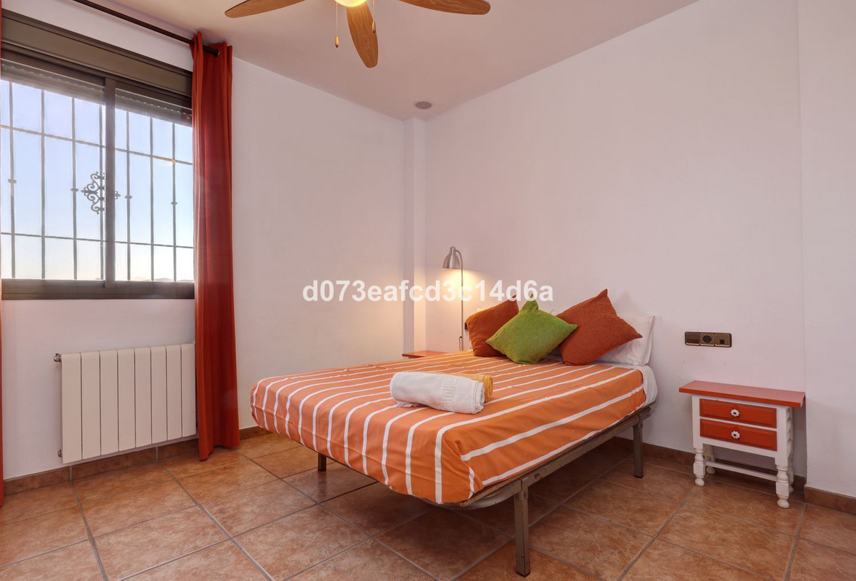 Se vende Villa - Chalet de 6 dormitorios en Costa Del Sol, Málaga, España