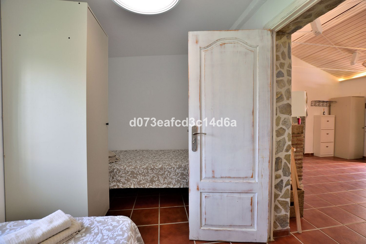 4 Bed Townhouse for sale in Ronda Costa Del Sol, Málaga, Spain