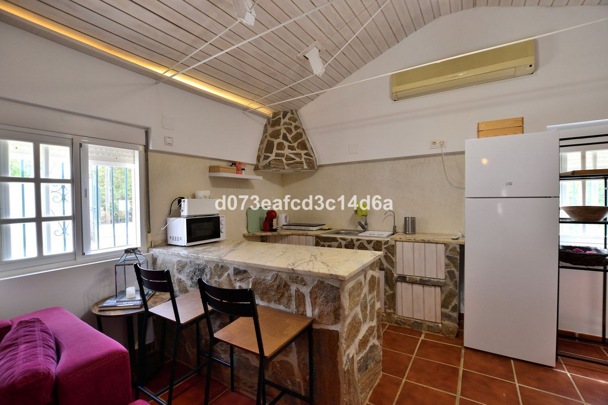 4 Bed Townhouse for sale in Ronda Costa Del Sol, Málaga, Spain