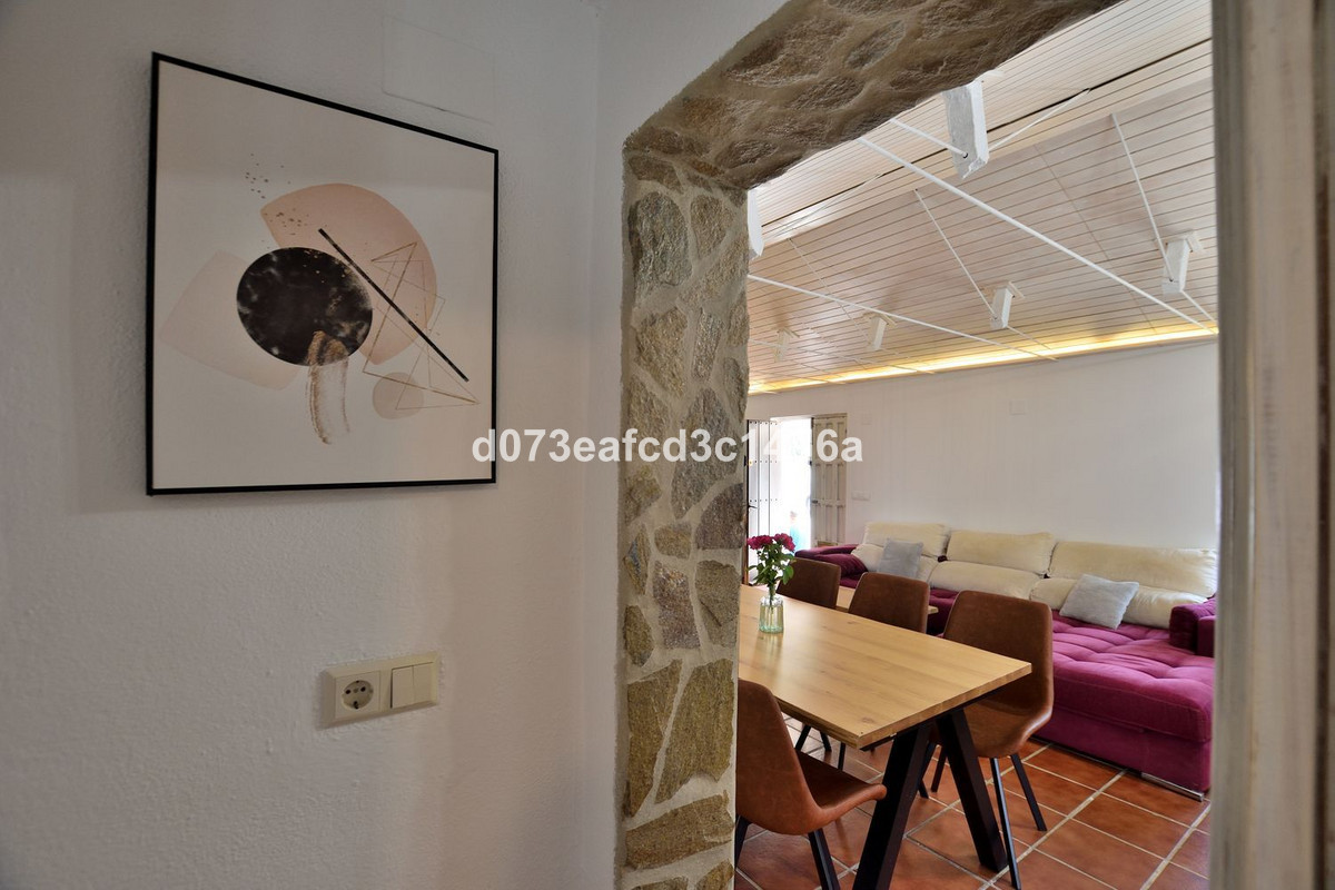 4 Bed Townhouse for sale in Ronda Costa Del Sol, Málaga, Spain