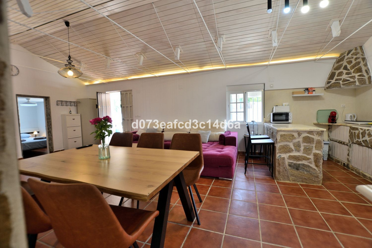 4 Bed Townhouse for sale in Ronda Costa Del Sol, Málaga, Spain