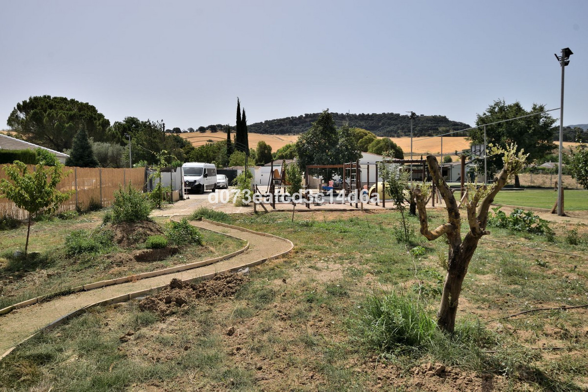 4 Bed Townhouse for sale in Ronda Costa Del Sol, Málaga, Spain