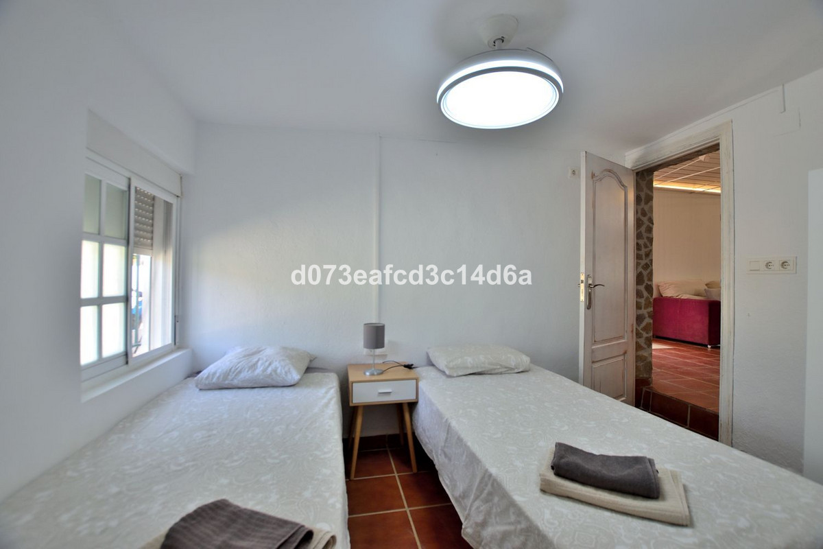 4 Bed Townhouse for sale in Ronda Costa Del Sol, Málaga, Spain