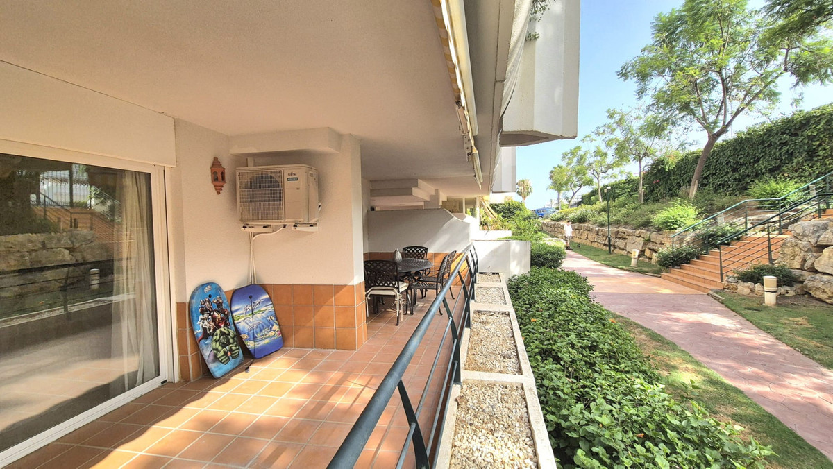 2 Bed Apartment for sale in San Pedro De Alcántara Costa Del Sol, Málaga, Spain