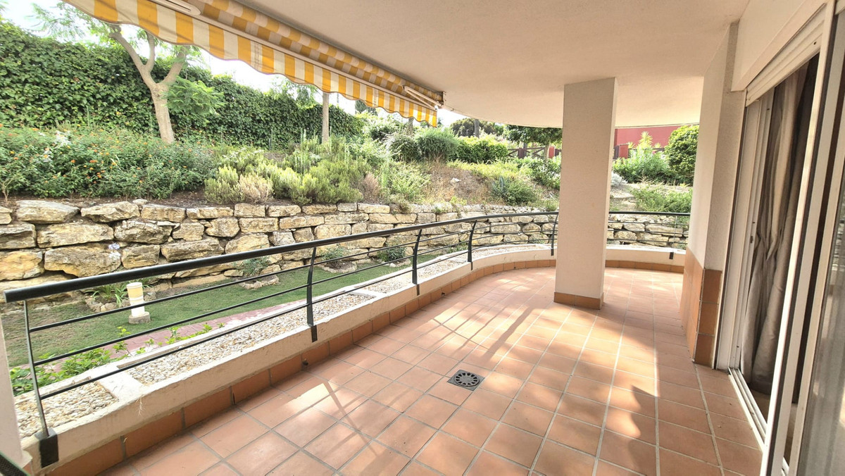2 Bed Apartment for sale in San Pedro De Alcántara Costa Del Sol, Málaga, Spain