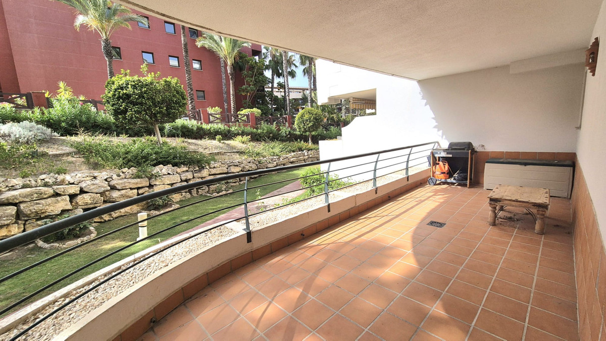 2 Bed Apartment for sale in San Pedro De Alcántara Costa Del Sol, Málaga, Spain