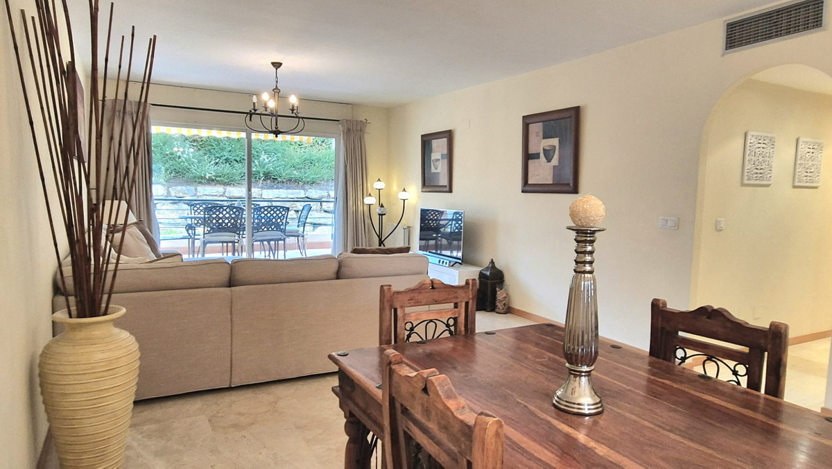 2 Bed Apartment for sale in San Pedro De Alcántara Costa Del Sol, Málaga, Spain