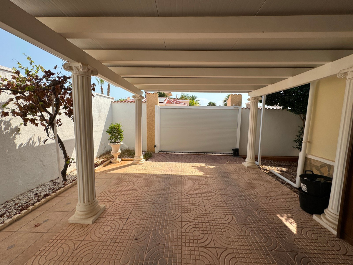 3 Bed Townhouse for sale in Ciudad Quesada Costa Blanca, Alicante, Spain