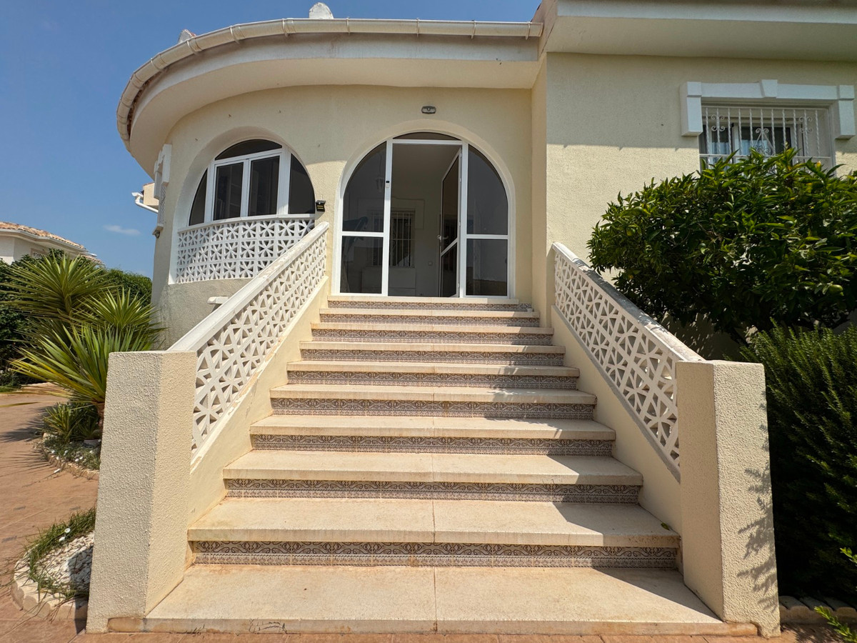 3 Bed Townhouse for sale in Ciudad Quesada Costa Blanca, Alicante, Spain